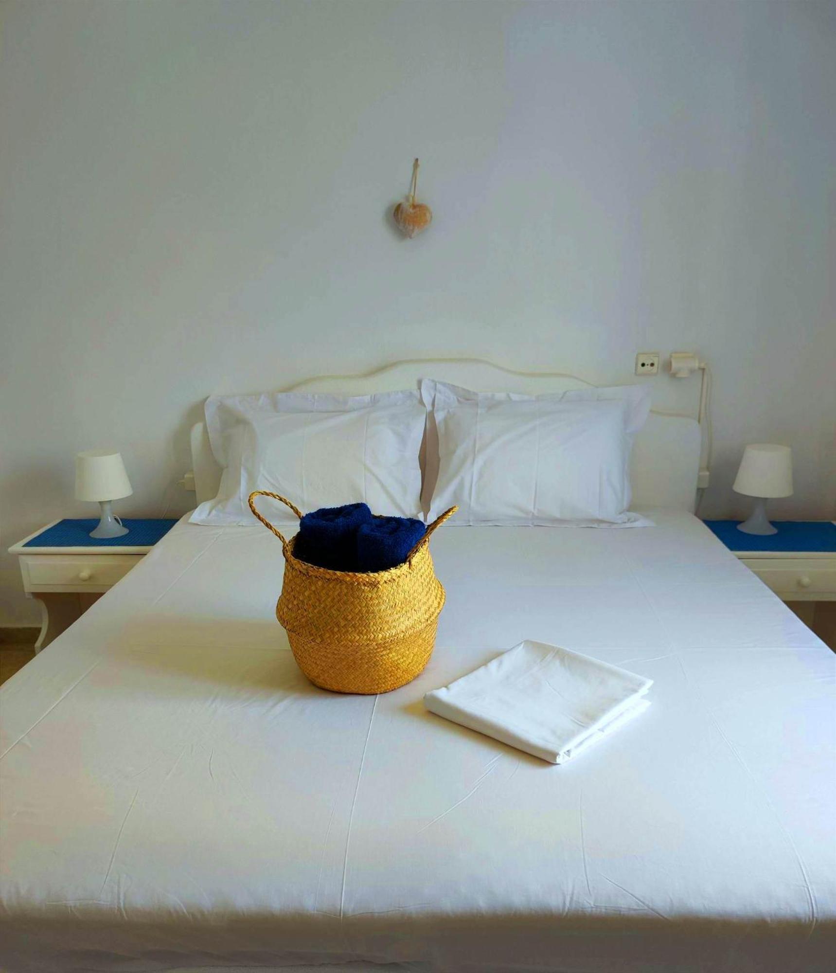 Georgia Rooms Milos Plaka  المظهر الخارجي الصورة
